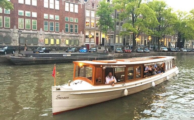 Umbrella members at the 2022 AGM in Amsterdam